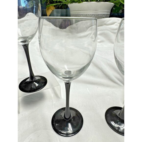 4 Vintage Luminarc Crystal Wine Glass Elegant Black Stem France - Picture 2 of 5